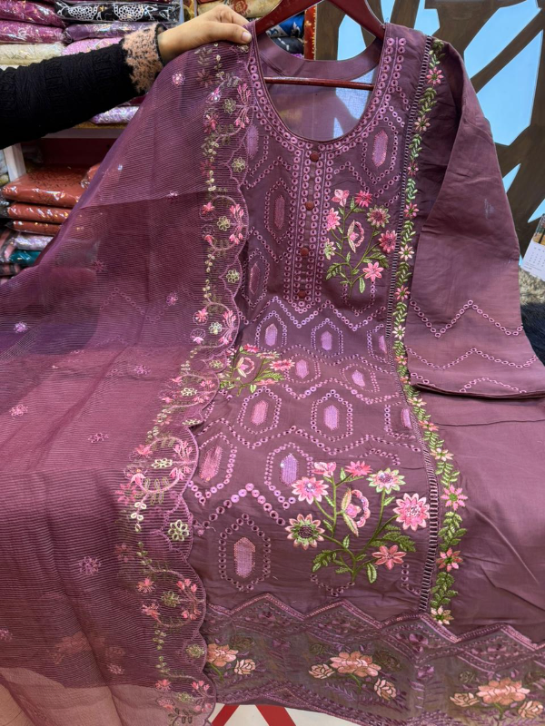 Pakistani Inspired Item